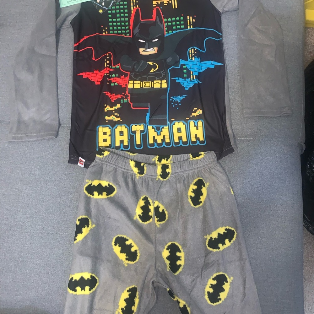 Brand new boys size 8 Batman lego micro fleece pajama set - Picture 2 of 6